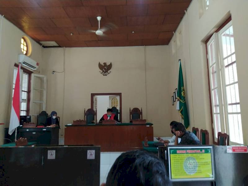 Polisi Didesak Tahan Ernawati Yohanis dan Ahimsa Said Soal Kasus Pemalsuan Surat