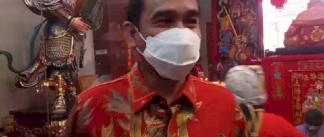 Jelang Imlek, Rudianto Lallo Kunjungi Kejumlah Kelenteng
