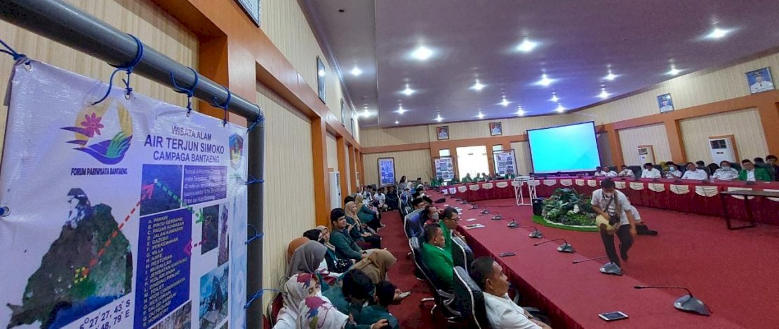 Suasana silaturahmi antara Rektor UMI dan Pemerintah Kabupaten Bantaeng terkait KKN Tematik Desa Wisata, di Ruang Pola Kantor Bupati Bantaeng, kemarin.