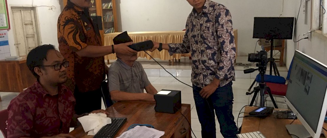 Tim Jemput Bola Dukcapil Lakukan Perekaman di SLB se-Kabupaten Takalar