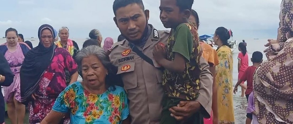 Revan saat dievakuasi 