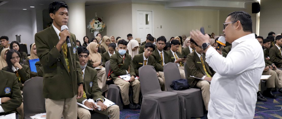Terjun Kelapangan, Mahasiswa Poltekpar Makassar  Belajar Langsung Dari Ahlinya