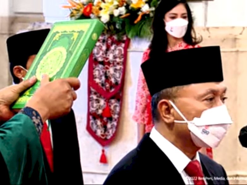 Berikut 2 Menteri dan 3 Wamen yang Dilantik Presiden Jokowi Hari ini 