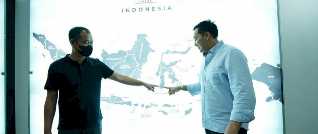 CEO Jakarta Vapour Shop (JVS) Budiyanto bersama dr Fadli Ananda. CEO Jakarta Vapour Shop (JVS) Budiyanto bersama dr Fadli Ananda.