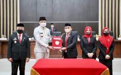 Realisasi Kinerja SKPD Maksimal, DPRD Apresiasi LPKJ Bupati Gowa