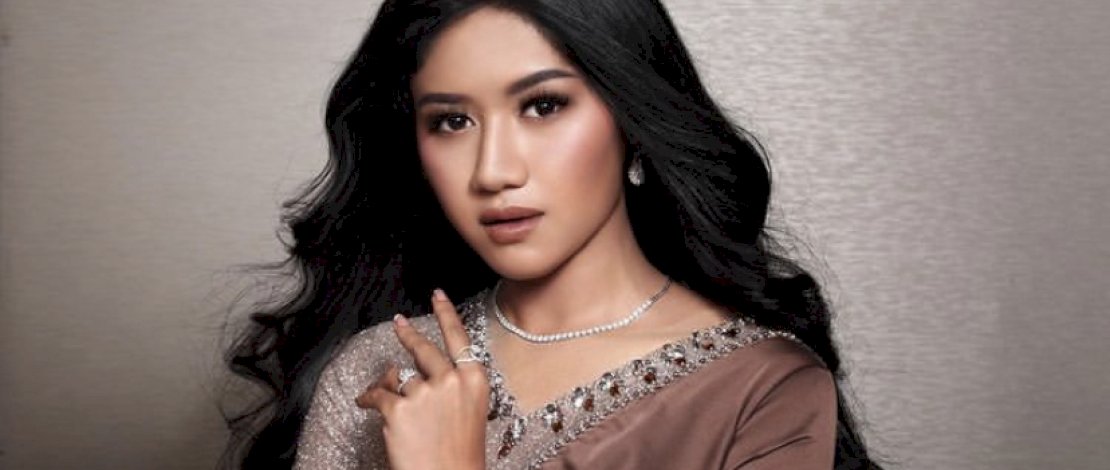 Erina Gudono Tegur Vendor yang Palsukan Undangan Pernikahannya Erina Gudono Tegur Vendor yang Palsukan Undangan Pernikahannya
