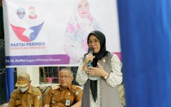 Reses Di Kunjungmae, Kartini Dapat Kluhan soal Bansos dan Lampu Jalan