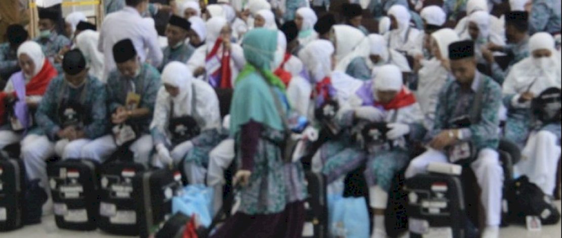 Jemaah Calon Haji Kloter 5 di Asrama Haji Sudiang Makassar.