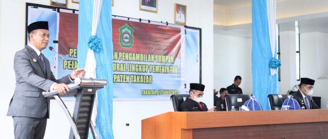 Lantik Pejabat, Bupati Takalar: Didik Honorer Kita agar Memiliki Skill 
