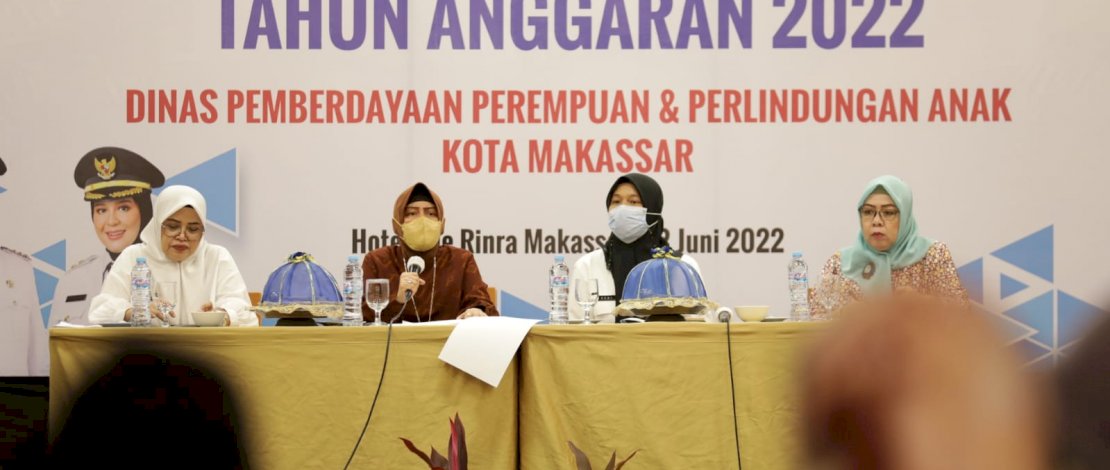 Narsum FGD, Ketua TP PKK Kota Makassar, Ingatkan Dampak Pernikahan Dini