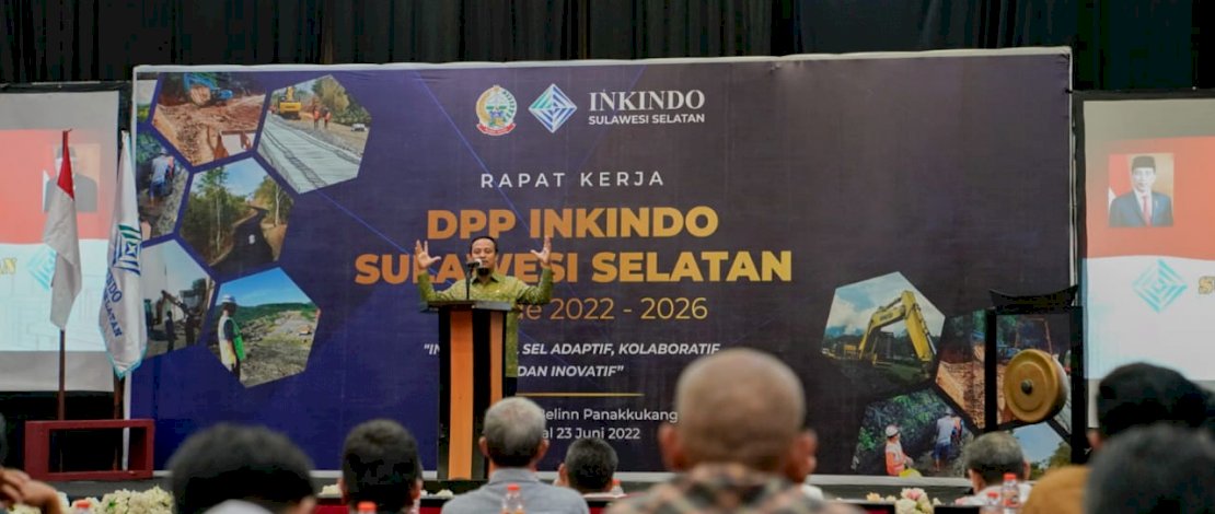 Gubernur Sulsel, Andi Sudirman Sulaiman, membuka Rapat Kerja DPP Ikatan Nasional Konsultan Indonesia (Inkindo) Sulsel Periode 2022-2026, di Hotel Swiss Bellin Panakkukang, Kamis, 23 Juli 2022.
