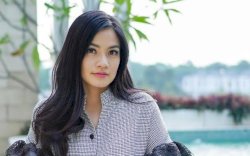 Pamer Liburan Bareng Ibunya di Eropa, Titi Kamal: Reward Buat Mama yang Berhasil Operasi Jantung