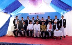 Hadiri Pernikahan 9 Santri Yayasan Al Bayan Hidayatullah, Danny Berpesan Jagai Anak Ta