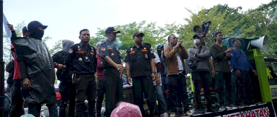 Gelar Aksi Damai, SMAK-BNI Bawa 5 Tuntutan, Salah Satunya Minta Masyarakat Tarik Seluruh  Uang Di BNI