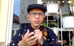 PDI Pastikan Ogah Koalisi dengan&nbsp;Demokrat, Ujang Komaruddin: Ibu Mega Itu Sosok Ibu, Jadi Dia Perasa