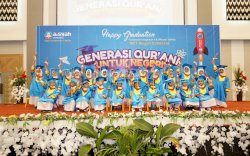 Aisyah Cendekia Wisuda Anak TK dan Tahfidz 1 - 22 Juz