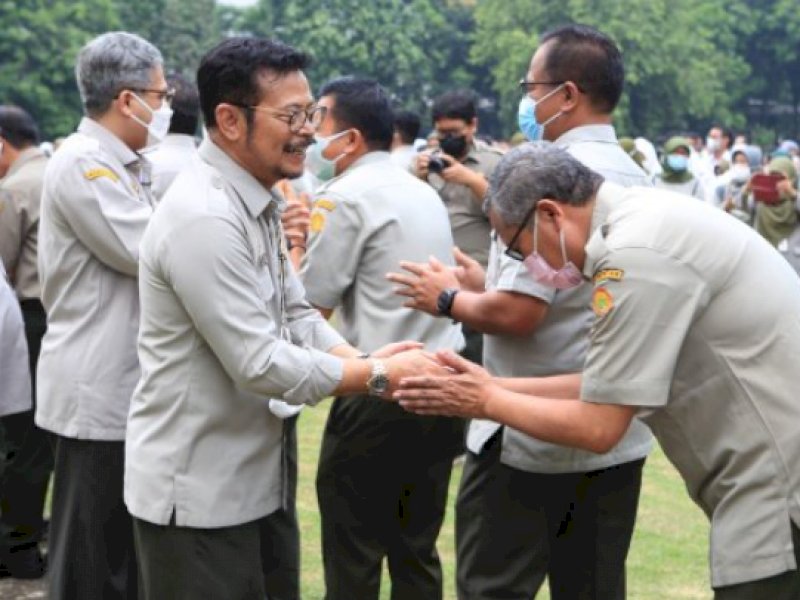 Hari Pertama Kerja, Mentan SYL Ajak Pegawai Lebih Semangat