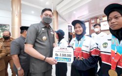 Ukir Prestasi di POPDA, Pemkab Gowa Beri Bonus Atlet dan Pelatih