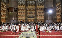 Tata Cara Salat Idul Adha Lengkap dengan Bacaan Niatnya