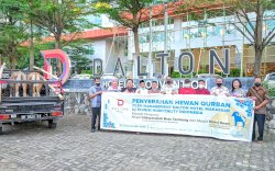 Idul Adha 1443 H, Dalton Hotel Berbagi dengan Warga Sekitar 