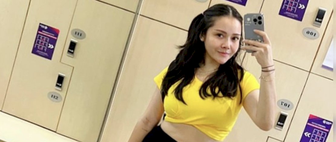 Mawar AFI Pamer Body Goals, Warganet: Janda Semakin Terdepan Mawar AFI Pamer Body Goals, Warganet: Janda Semakin Terdepan