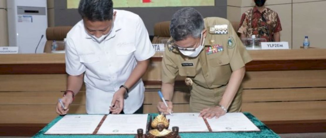 Wali Kota Parepare Taufan Pawe Teken MoU BPJS Tenaga Dan YLP2M Wali Kota Parepare Taufan Pawe Teken MoU BPJS Tenaga Dan YLP2M