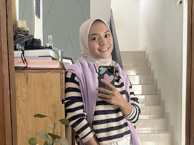 Enno Lerian Terlilit Utang di Puluhan Pinjaman Online