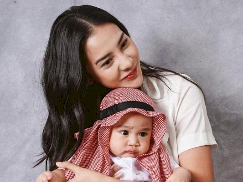 Bertemu Putra Kedua Raffi Ahmad, Anya Geraldine: Semoga Anakku Nanti Selucu Cipung