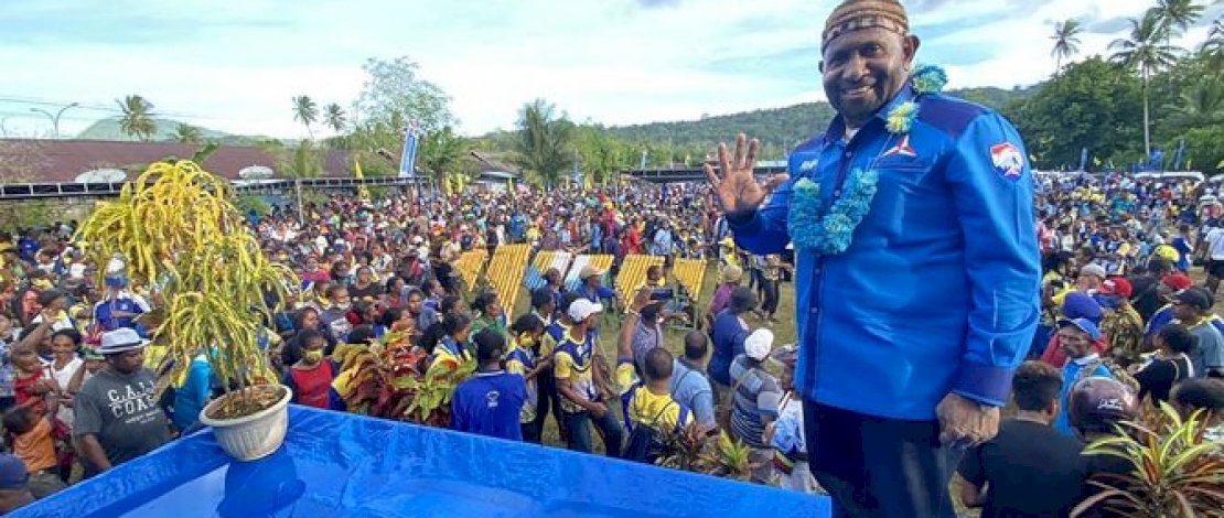 WANTED...KPK Tetapkan Status DPO Bupati Mamberamo Tengah Ricky Ham Pagawak