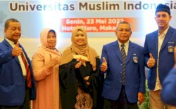 Erna Rasyid Taufan Berikan Motivasi Calon Alumni UMI