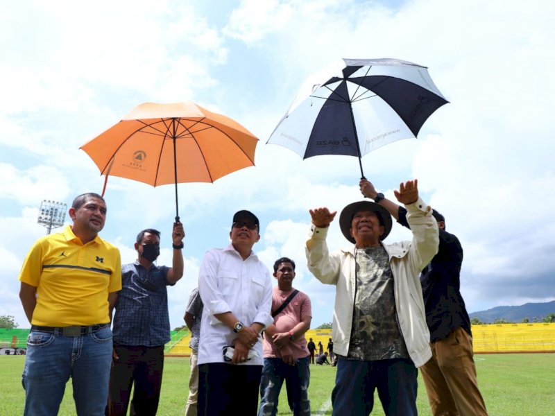Tinjau Langsung Stadion GBH, Aksa Mahmud Puji Kemampuan Pembangunan Taufan Pawe