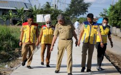 Bupati Pinrang Pantau Pengerjaan Ruas Jalan