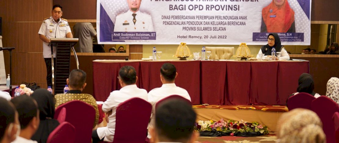 Pelaksana Harian (Plh) Gubernur Sulsel, Abdul Hayat Gani, membuka kegiatan Penguatan Pelaksanaan Pengarusutamaan Gender Bagi OPD Provinsi, di Hotel Remcy, Makassar, Rabu, 20 Juli 2022.
