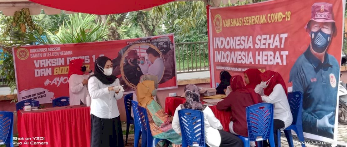 Binda Sulsel menggelar vaksinasi di Palopo. Binda Sulsel menggelar vaksinasi di Palopo.