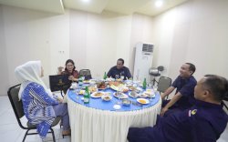 Ditemani Kader NasDem, Wakil Ketua DPR RI Rachmat Gobel Makan Malam di Rujab Ketua DPRD Makassar Rudianto Lallo