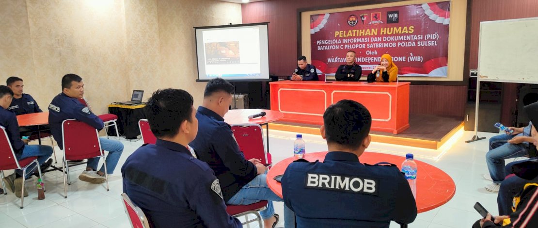 Wartawan dan Personel PID Brimob Bone Gelar Pelatihan Kehumasan Bersama