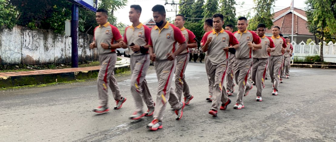 Lari Minimal 10 KM  per  Minggu Jadi Rahasia Bugar Personel Brimob Bone