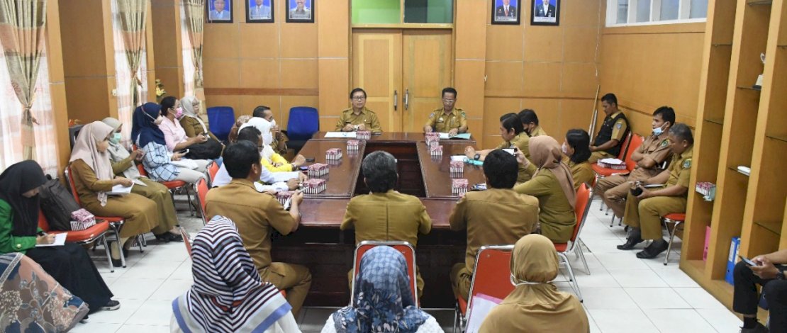 Wakil Bupati Lutra, Suaib Mansur, memimpin Rapat Koordinasi Gerakan Masyarakat Hidup Sehat (Germas) serta Tim Pembina UKS/M tingkat Kabupaten Lutra, Selasa, 26 Juni 2022.