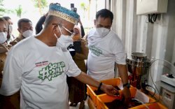 Menko PMK Apresiasi Kelola Sampah Organik dengan Maggot Lalat Tentara Hitam