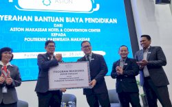 Aston Serahkan Bantuan Beasiswa kepada Mahasiswa Poltekpar Makassar 
