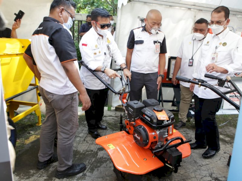 Alsintan Dorong Transformasi Perkebunan Tradisional ke Modern