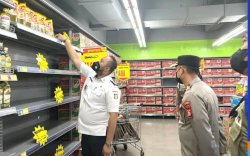 Cek Ketersediaan Migor, Tripika Kecamatan Panakkukang Lakukan Sidak