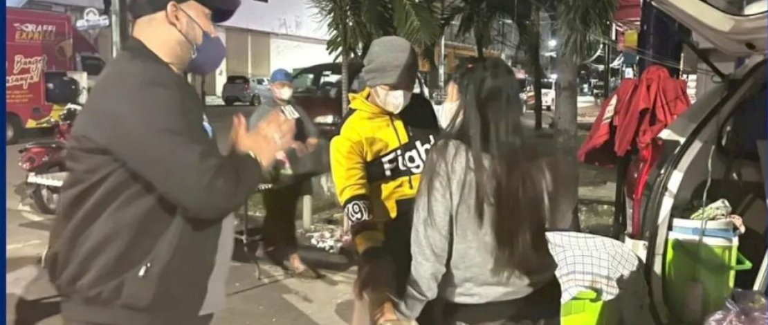 Camat Panakkukang Turun Tangan Edukasi Masyarakat Soal Penutupan Sementara Car Free Day Boulevard