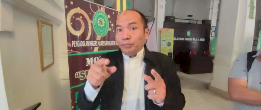 Sidang gugatan terhadap enam media di Makassar menghadirkan ahli dari&nbsp;Dewan Pers, Imam Wahyudi.