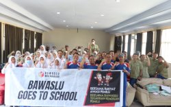 Bawaslu Goes to School di SMA 2 Makassar 