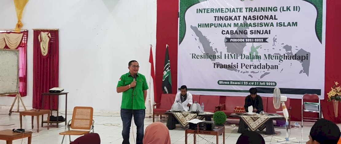 Presidium Majelis Wilayah (MW) KAHMI Sulsel, Muhammad Fauzi, menjadi pemateri pada Latihan Kader (LK) II HMI Cabang Sinjai, di Wisma Hawai, Sinjai, Jumat, 29 Juli 2022. Presidium Majelis Wilayah (MW) KAHMI Sulsel, Muhammad Fauzi, menjadi pemateri pada Latihan Kader (LK) II HMI Cabang Sinjai, di Wisma Hawai, Sinjai, Jumat, 29 Juli 2022.
