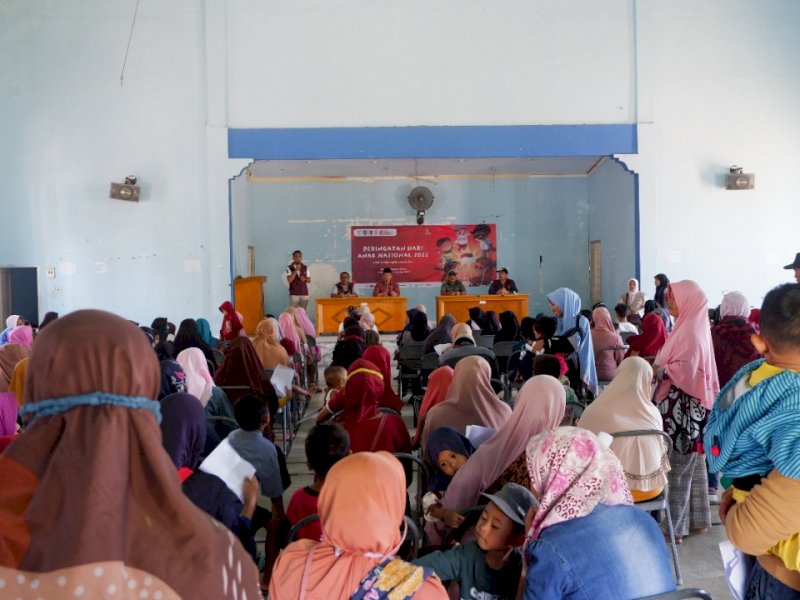 Kemensos Salurkan 195 Paket Bantuan Atensi di Sakra Lombok Timur