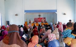 Kemensos Salurkan 195 Paket Bantuan Atensi di Sakra Lombok Timur