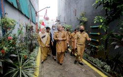 Fatmawati Rusdi Sisir Lorong Wisata Onta Lama, Sapa Warga Minta Tingkatkan Produktivitas 