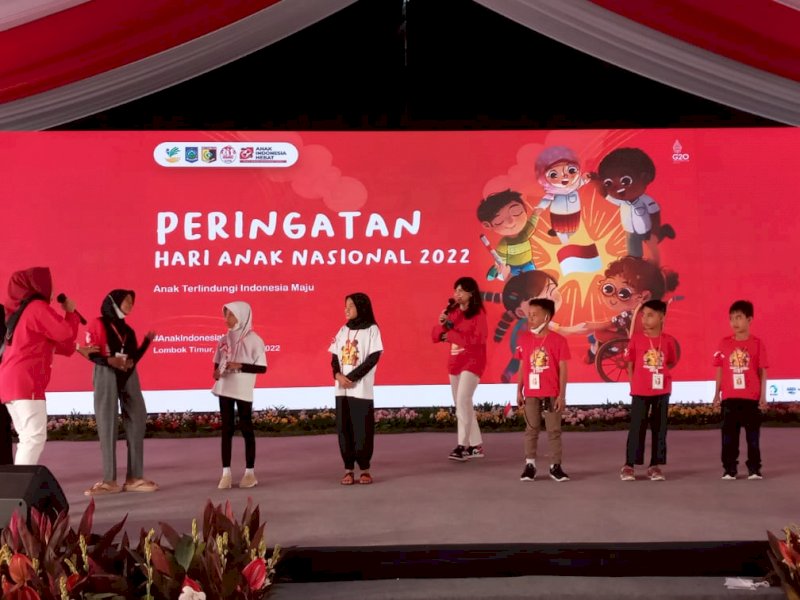 Qoriatul Bangga Dapat Alat Bantu Dengar di Acara Puncak HAN 2022